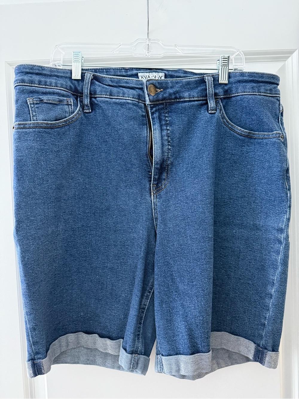 Ava & Viv Women’s Dark Blue Rolled-Hem Denim Shorts